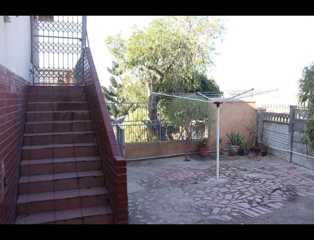 4 BEDROOM HOUSE FOR SALE IN RESERVOIR HILLS